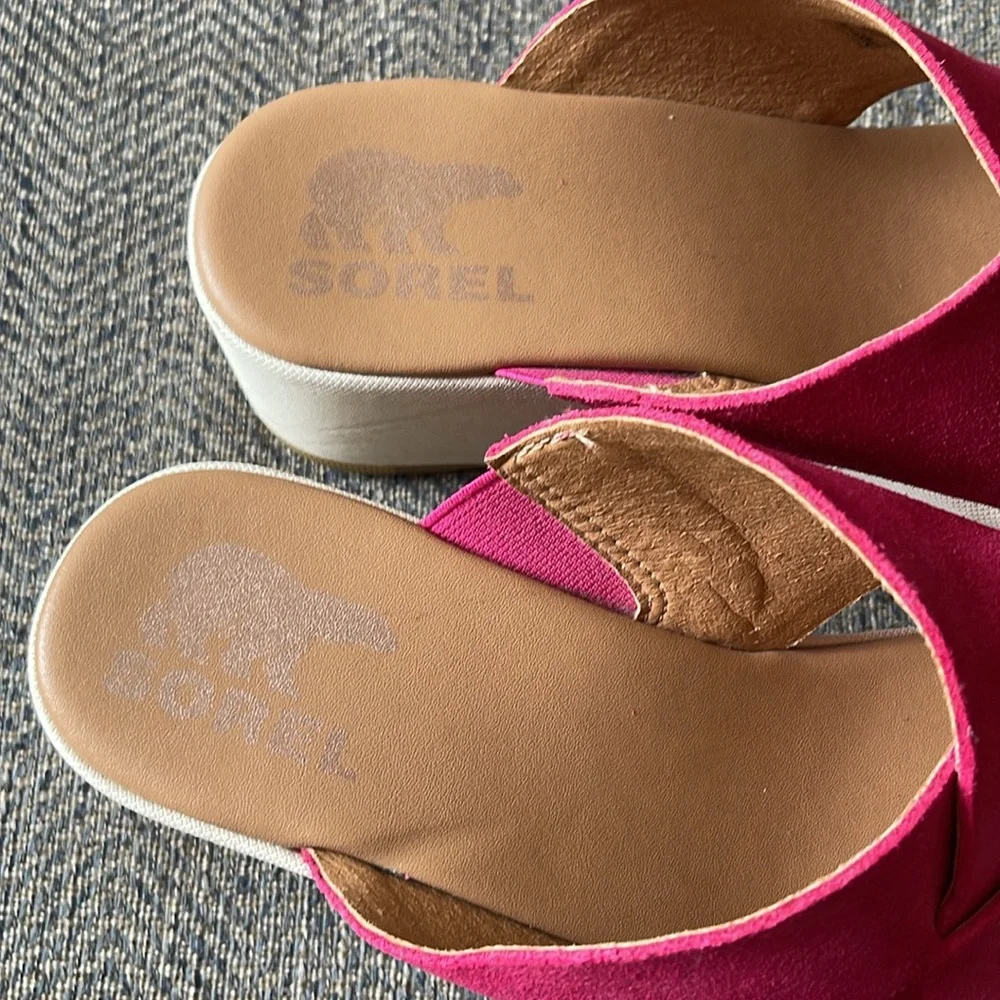 Sorel Pink Suede Platform Slide Sandals, 8